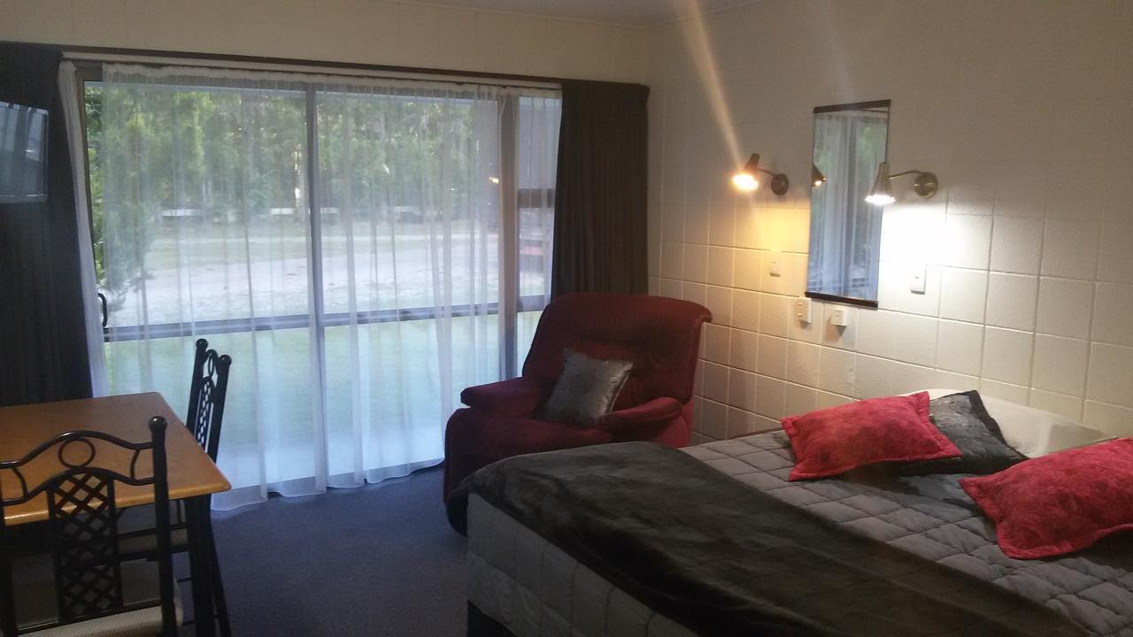 Kawerau Thermal Motel Exterior photo